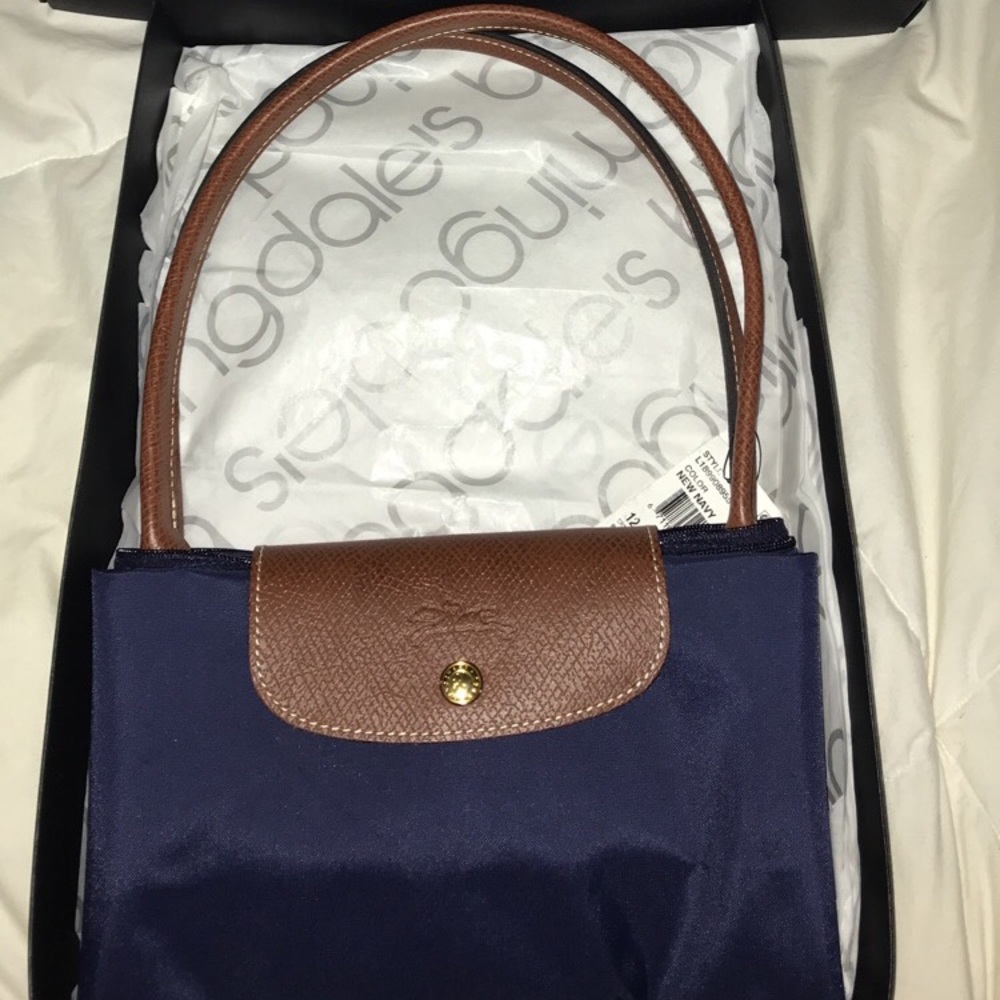 Brand new Long Champ in the color New Navy!